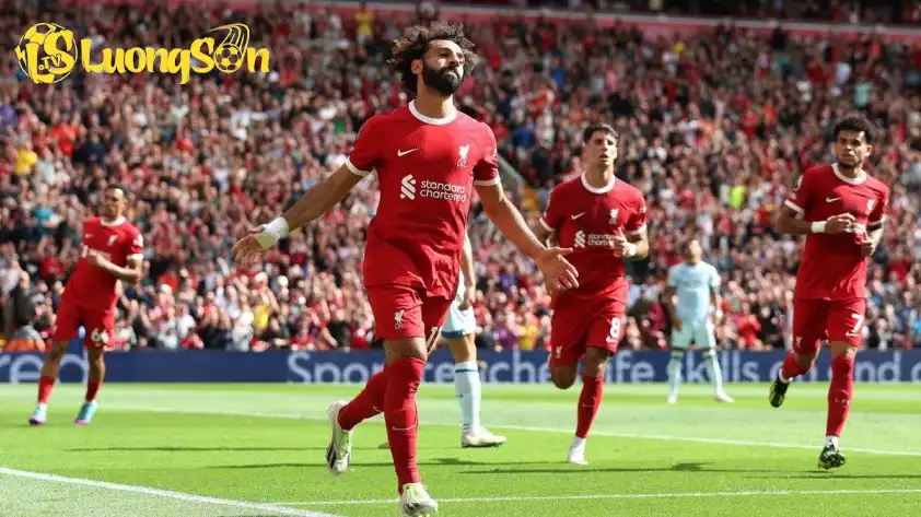 Đương kim vô địch Liverpool được dự đoán sẽ có được chiến thắng tưng bừng trong trận ra quân