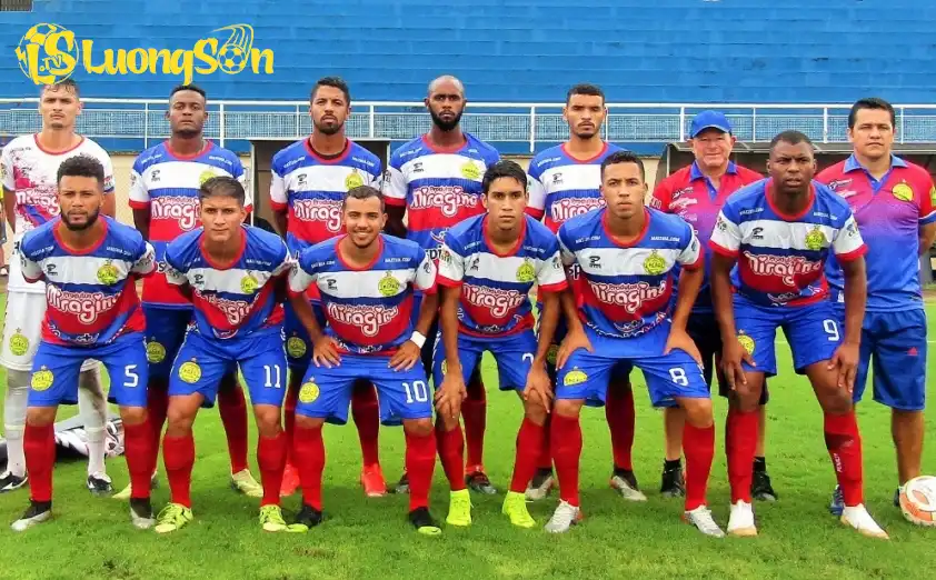 Placido de Castro được đánh giá nhỉnh hơn ở trận đấu này.